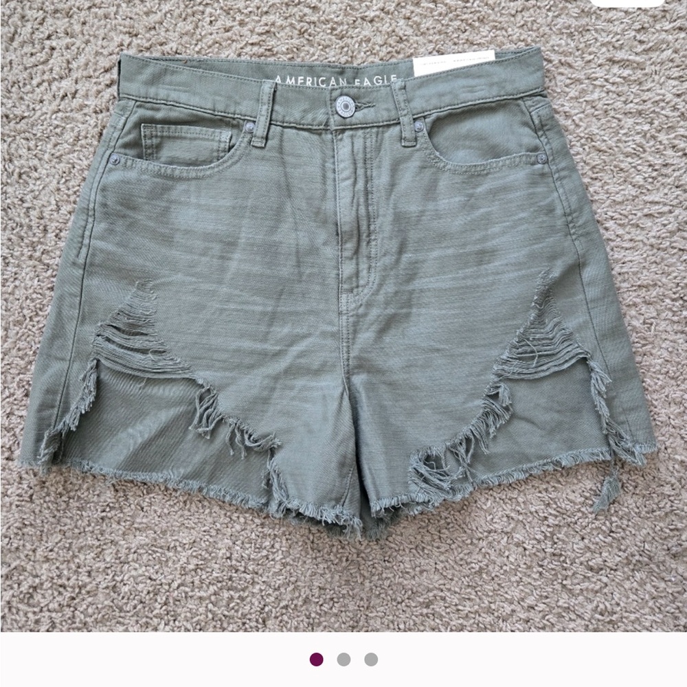 NWT AE Highest Rise Mom Short - Picture 2 of 5